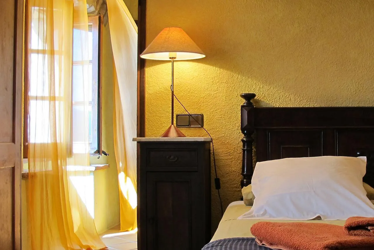 Can Vila Sant Julia del Llor 0*,